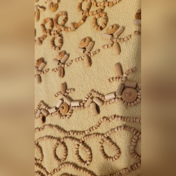 Beaded Cream Sleeveless Top - Picture 4 of 5